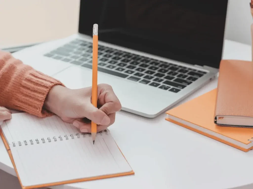 Content writing - aamtechhub.com